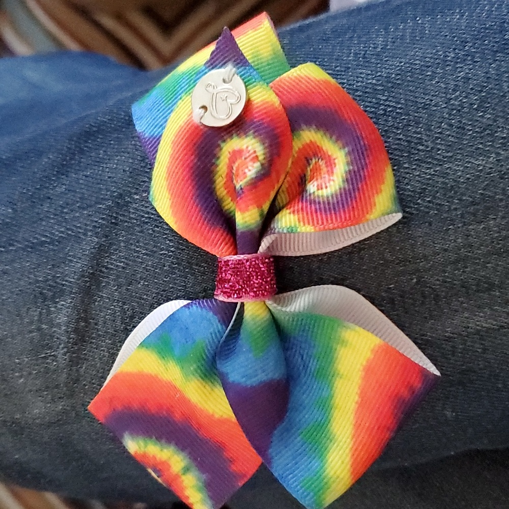 Hair bow